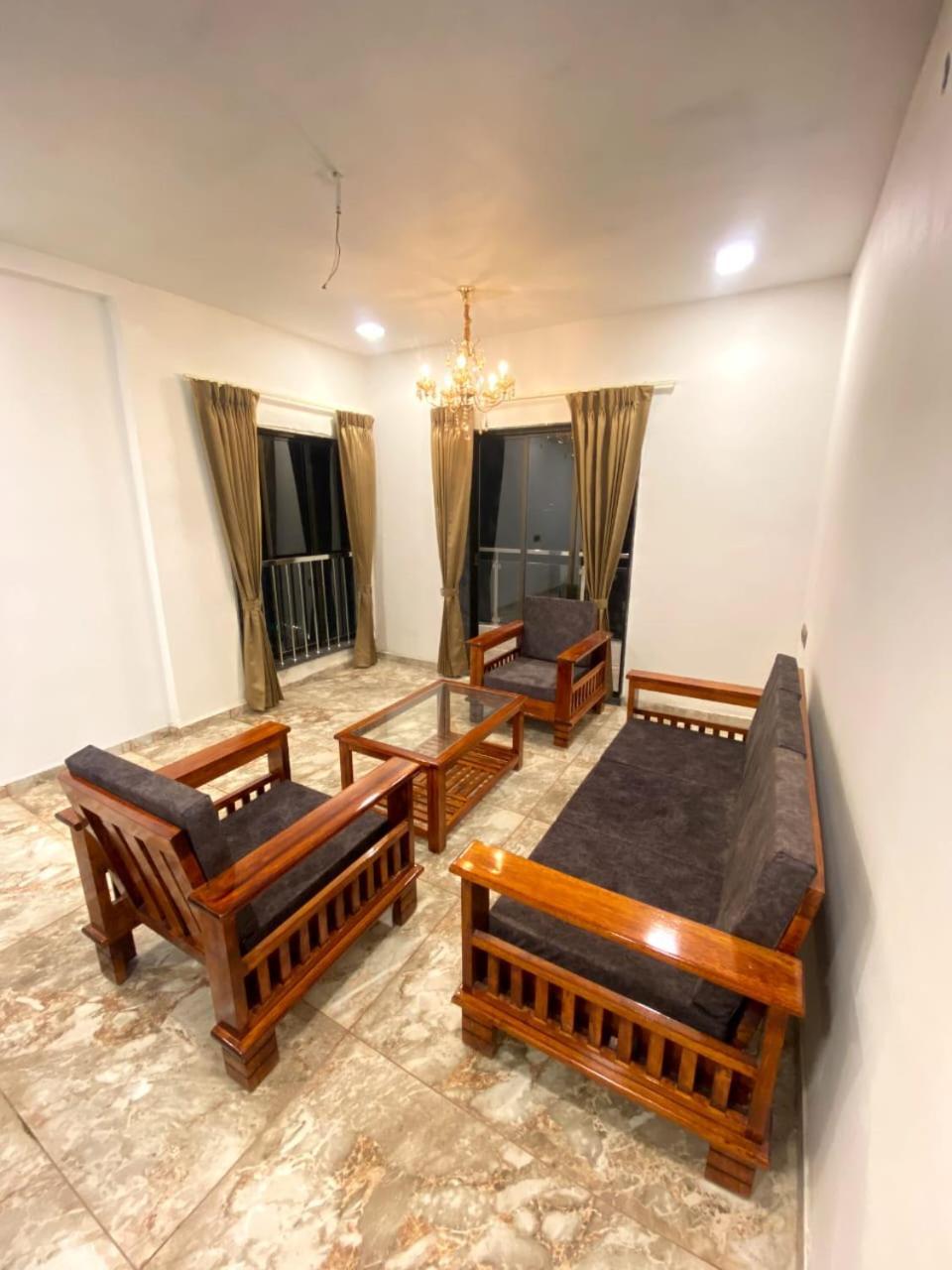 Sahyagiri Heights Bed & Breakfast มหาบาเลชวาร์ ภายนอก รูปภาพ